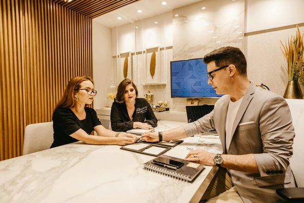 L'art du nail art : découvrez notre formation en ligne à l'institut esthetik